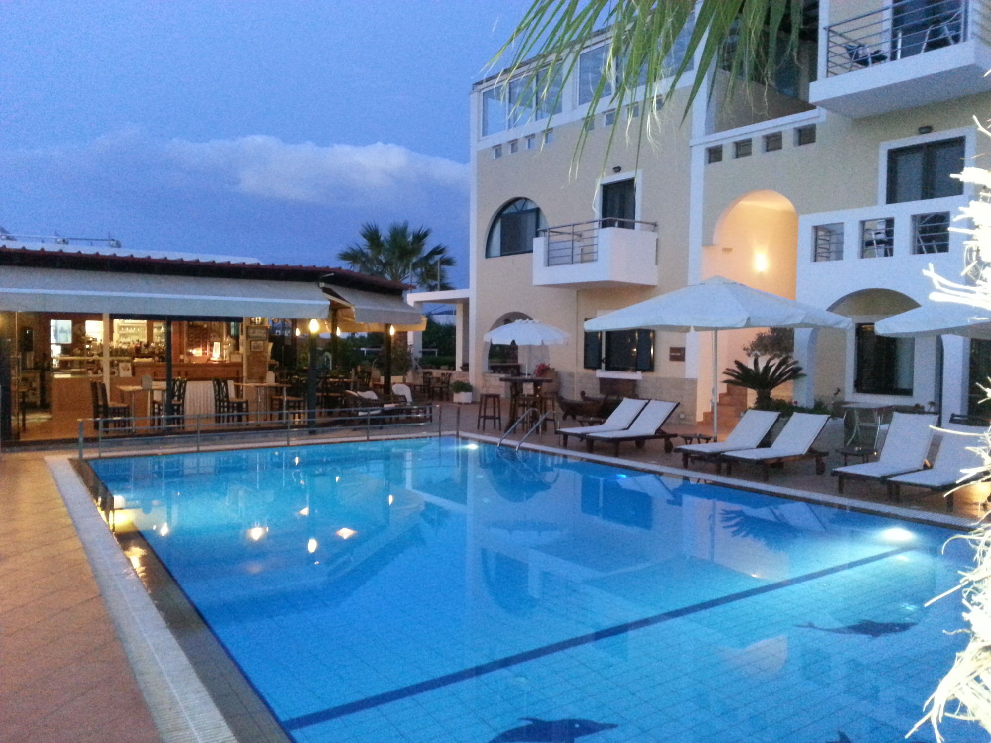 Ela Mesa Aparthotel Souvala Exterior photo